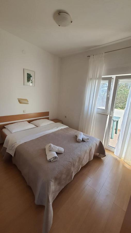 Apartments Irena Božava Zewnętrze zdjęcie