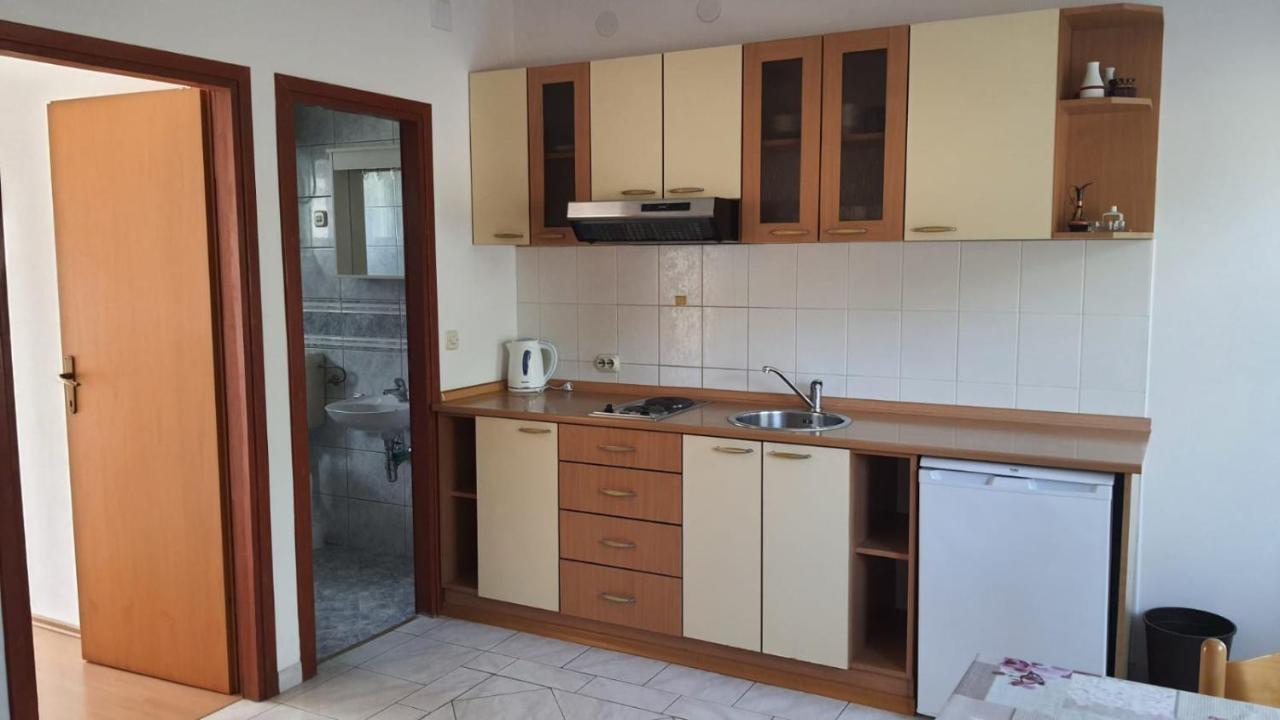 Apartments Irena Božava Zewnętrze zdjęcie