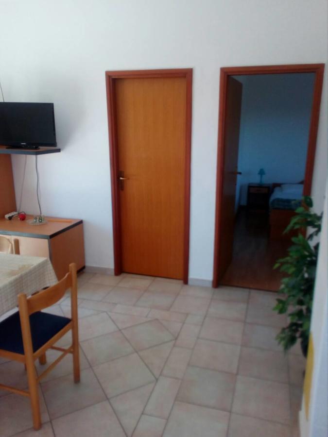 Apartments Irena Božava Zewnętrze zdjęcie