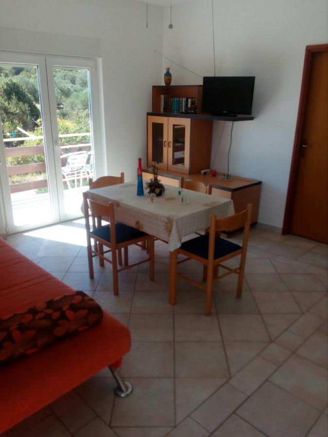 Apartments Irena Božava Zewnętrze zdjęcie